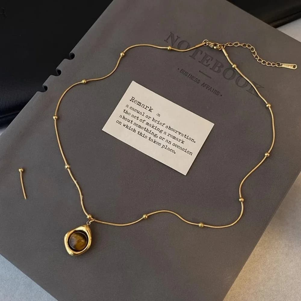 Ensemble de bijoux collier à double chaîne en alliage, collier pendentif en pierre œil de tigre superposé, style rétro et élégant, pour femmes — 4/6