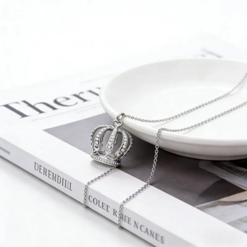 Collier pendentif couronne élégant, grande chaîne de clavicule, chaîne de pull, accessoire de bijoux à la mode, plusieurs couleurs, cadeau pour femmes et filles — 4/10