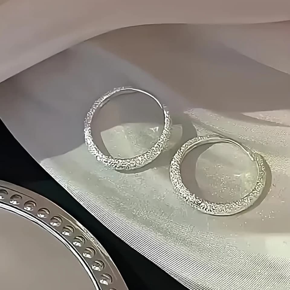 Boucles d'oreilles argentées pures pour femmes, boucles d'oreilles circulaires scintillantes givrées, cadeaux de bijoux pour la saint-valentin et la fête des mères — 6/7
